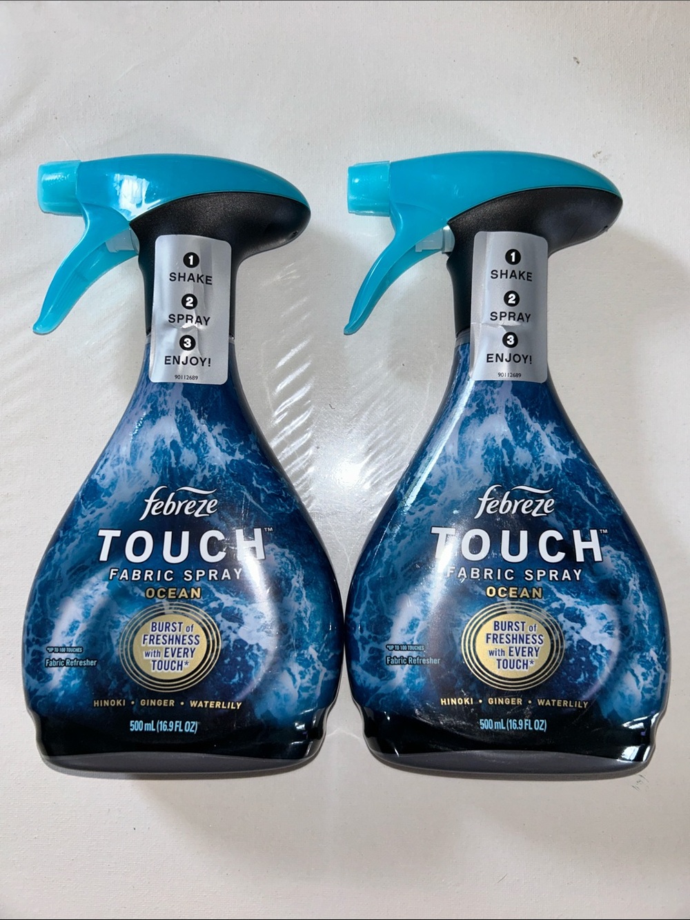 Febreze Touch Fabric Spray Ocean Blue and Black (2 Pack)